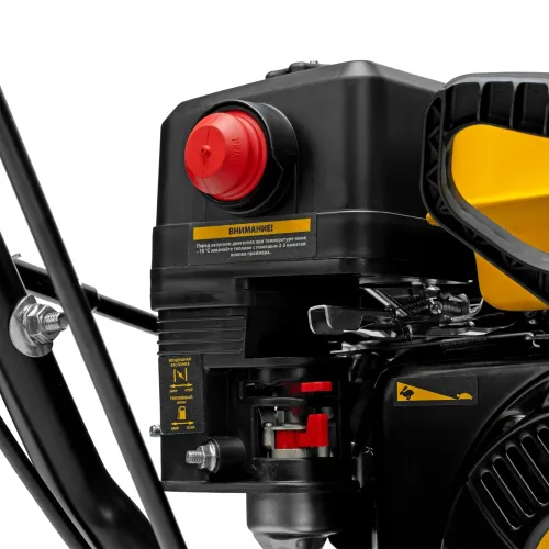 Снегоуборщик бензиновый SB 560 LP, 212cc, эл.старт, фара Denzel