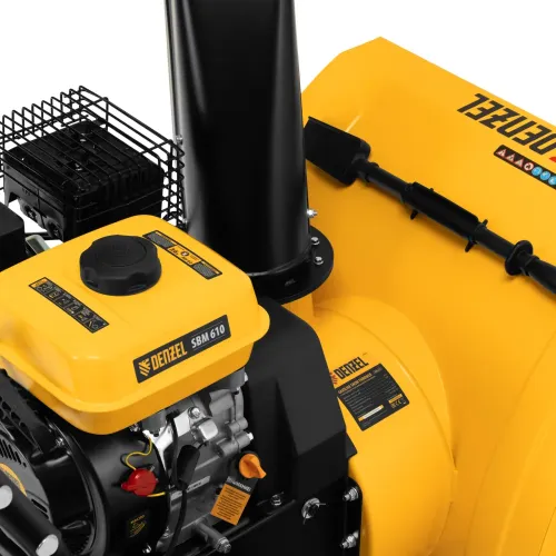 Снегоуборщик бензиновый SBM 610, 212 cc, ручной старт, фара Denzel