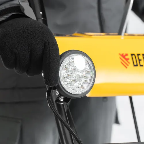 Снегоуборщик бензиновый SBM 610, 212 cc, ручной старт, фара Denzel