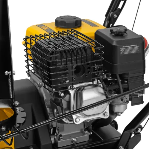 Снегоуборщик бензиновый SBM 610, 212 cc, ручной старт, фара Denzel