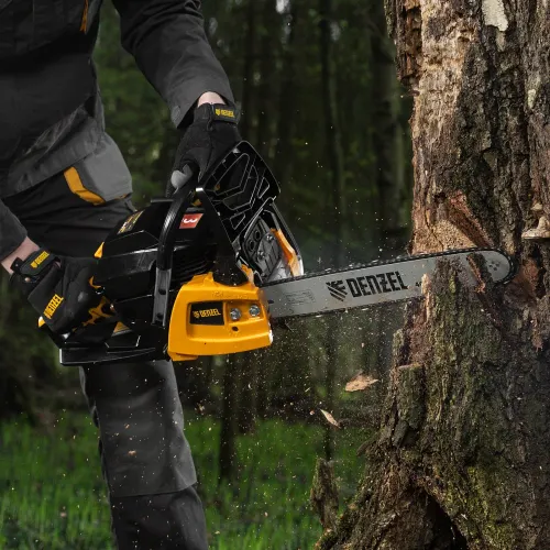 Бензопила DGS-4516, шина 40 см, 45см3, 3,0 л.с., шаг 3/8, паз 1,3 мм, 57 зв Denzel