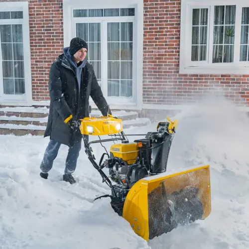 Снегоуборщик бензиновый SBL 711DT PRO, 420cc, гусеницы, эл.старт, блок. дифф. Denzel