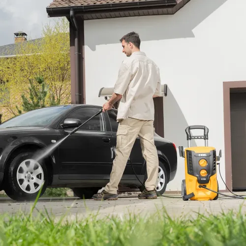 Мойка высокого давления R-180, 2200 Вт, 180 бар, 380 л/ч, колесная Denzel