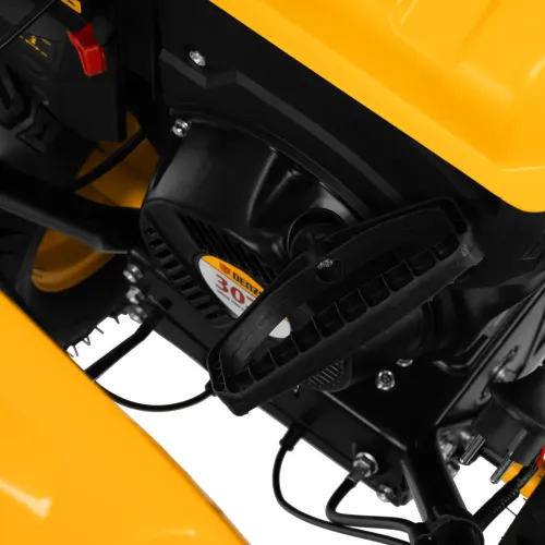 Снегоуборщик бензиновый SBL 711D PRO, 302cc, эл.старт, фара, обогрев, блок. дифф. Denzel