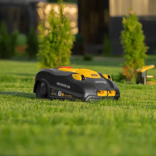 Робот-газонокосилка Grass Master 1000, ультразвуковой датчик, 3 Ач, LCD дисплей, Wi-Fi Denzel